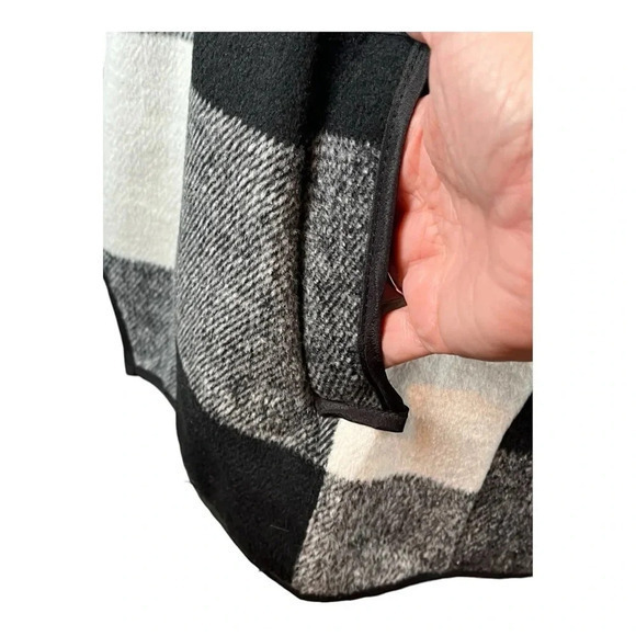 BUFFALO PLAID WATERFALL COLLAR VEST BLACK WHITE WOMEN‎ SIZE SMALL - Picture 7 of 8